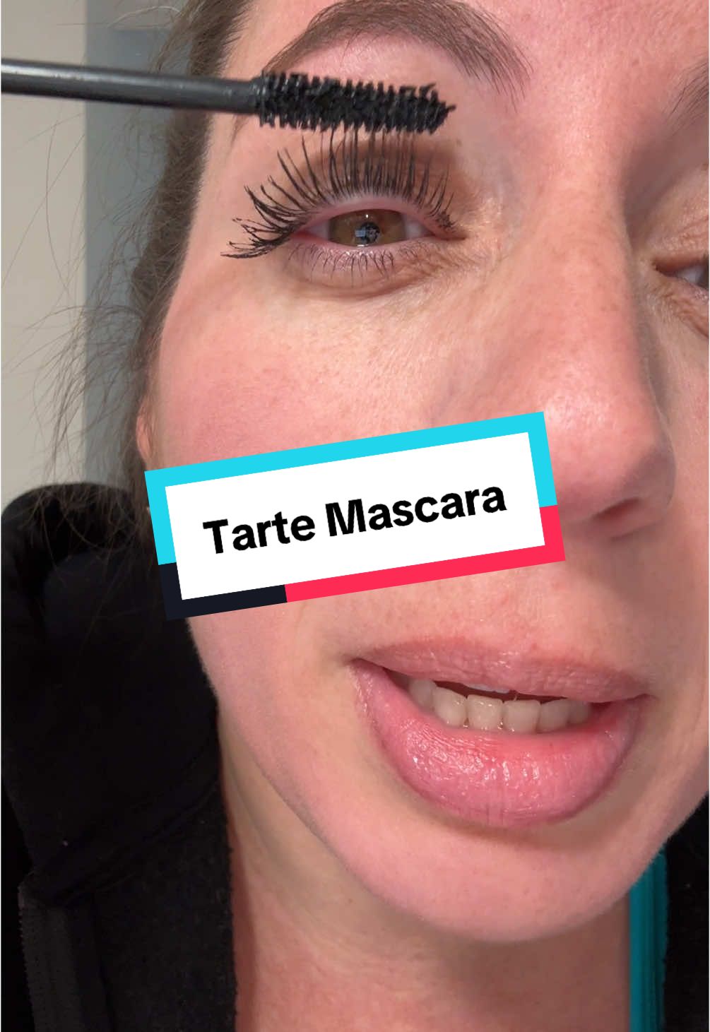 A good mascara makes all the difference! Tarte never disappoints with their mascara and the new Lights Camera Lashes Platinum is no exception. Its a 2in1 so its a mascara and eyelash serum #newyearnewaura #trippinwithtarte #mascarareview 