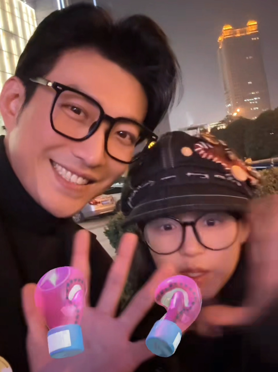 ฮือออ มาไม่ทันนนน  ไม่คิดว่าจะมาอีกรอบอ่าาา 😭 bye bye Yulong&Miemie live 2/1/2025 #fyp #yangmiemie #咩咩 #tiktok #yulongmiemie #yulong #于龙 