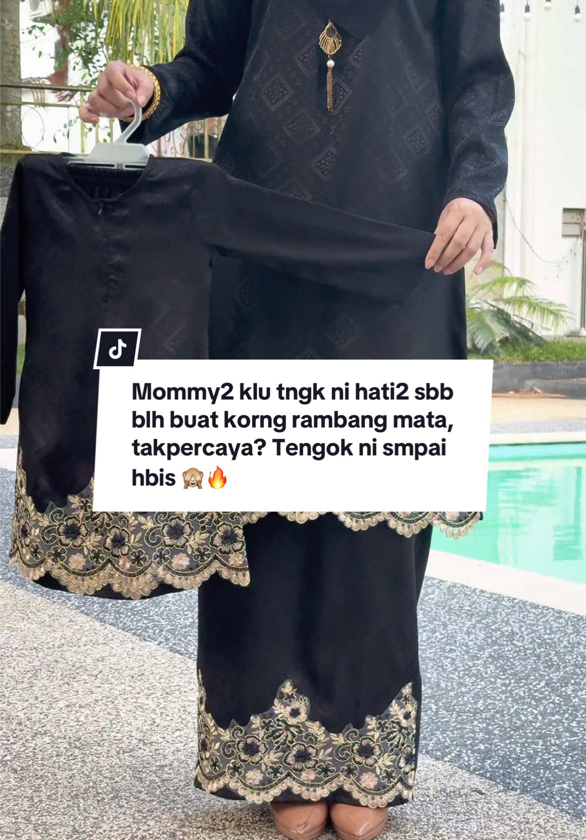 Tengok Kurung sedondon ni dlm video pon dah letopss, belum lagi tngok depan2 kan😍 Yang mana berkenan tuu masuk live Sabtu ni tau 🙈✨ #nfhboutiquegallery #bajuraya2025 #bajuraya #outfitraya #bajurayalace #kurung #nfhraya2025 #manismanislebaran #fyp #TikTokShop 