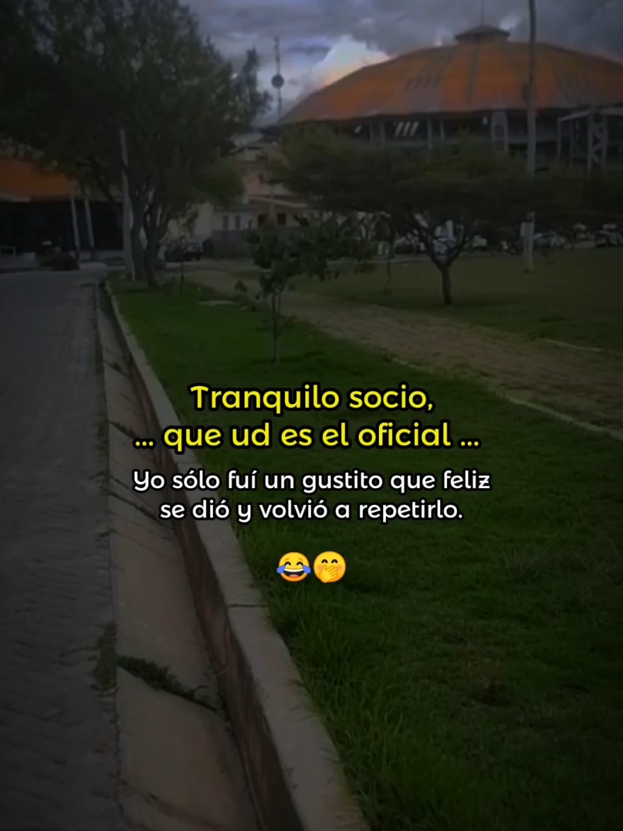 Tranquilo socio, es suya. 🤣🤭 #humor #humortiktok #risas #socio #oficial #video #videoviral #aguamarina #armonia10 #cajamarca_perú🇵🇪 #carnavales #CapCutMotivacional #CapCut 