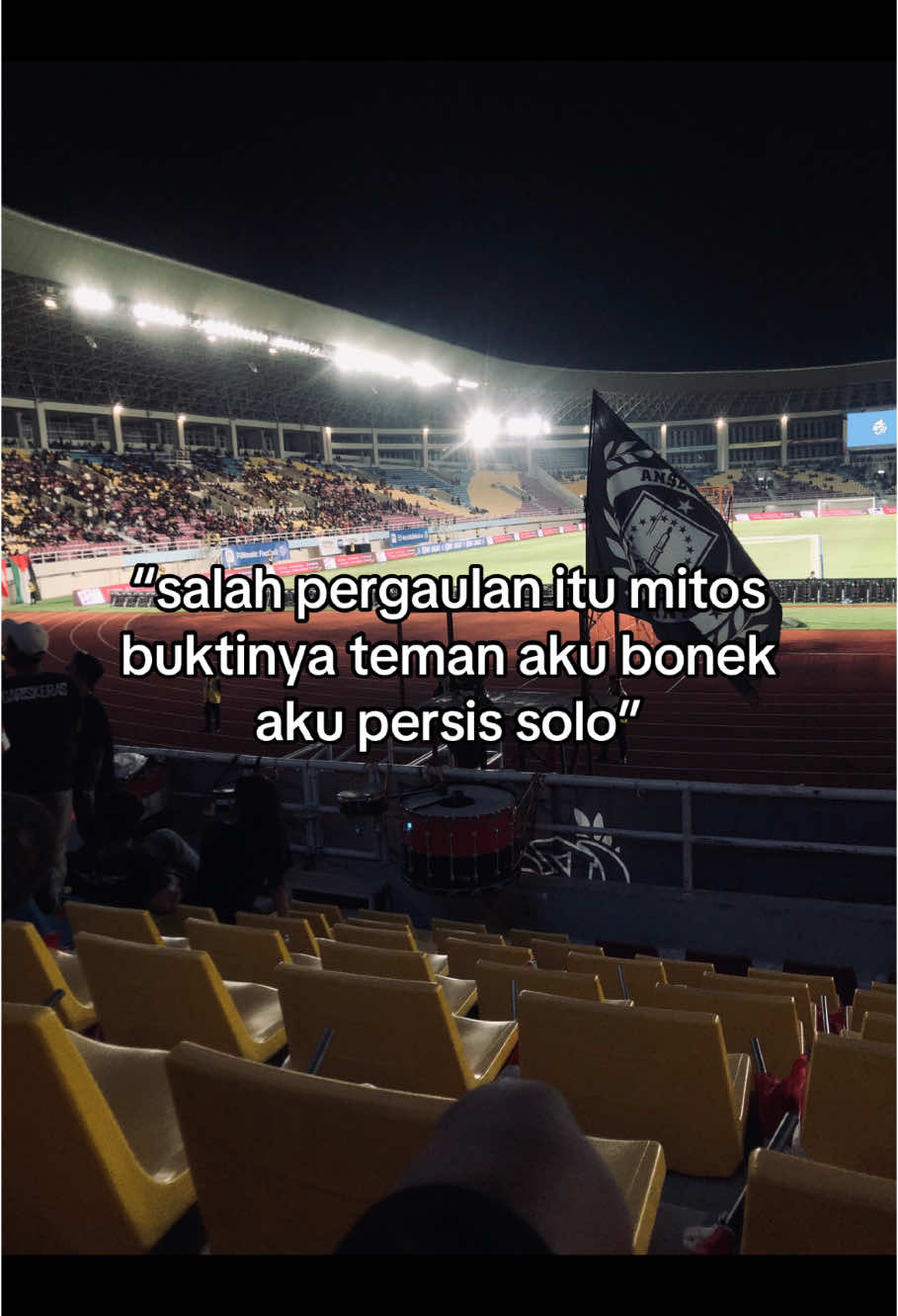 konsisten itu mahal🔴⚫️#gariskeras1923 #surakartans #ultras1923 #persissolo1923 #bonek #persebaya #konsisten 