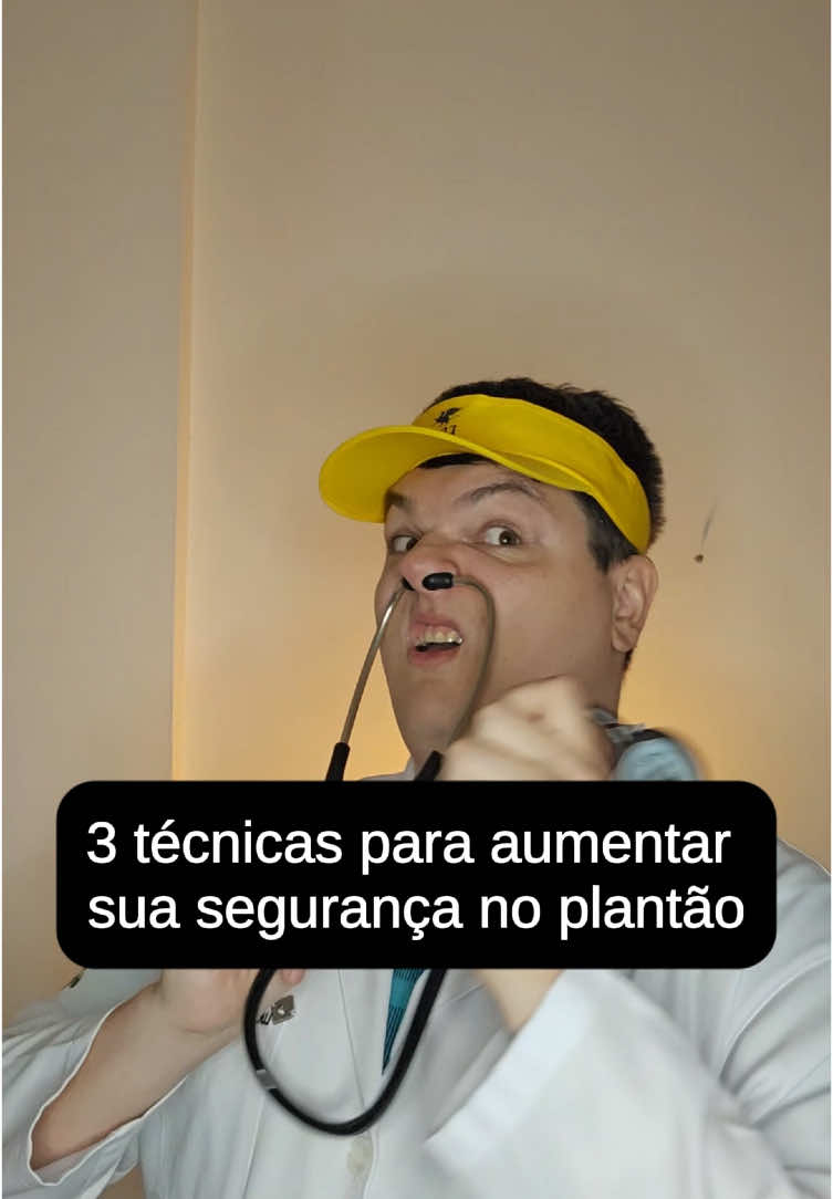 Entrar no plantão com insegurança nunca é uma boa ideia, mas isso pode mudar com algumas práticas simples: 1️⃣ Organize seus materiais antes do plantão. Isso economiza tempo e evita correria. 2️⃣ Alinhe informações com a equipe para reduzir erros. 3️⃣ Revise as ordens médicas para ter certeza de que tudo está certo. Com conhecimento e preparo, a confiança no plantão vem naturalmente. Me siga aqui para aprender mais dicas práticas que vão transformar sua carreira na enfermagem.