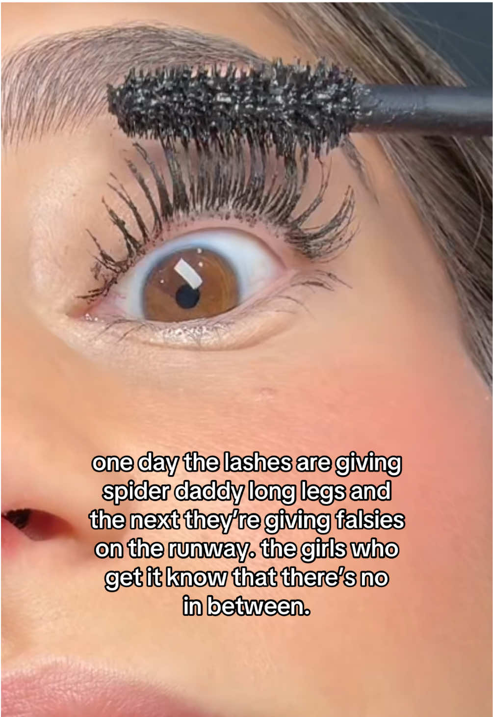 Who gets it?! #mascara #mascaratutorial #spiderlashes #lashes #lashesroutine #mascaragonewrong #behappy #girls 