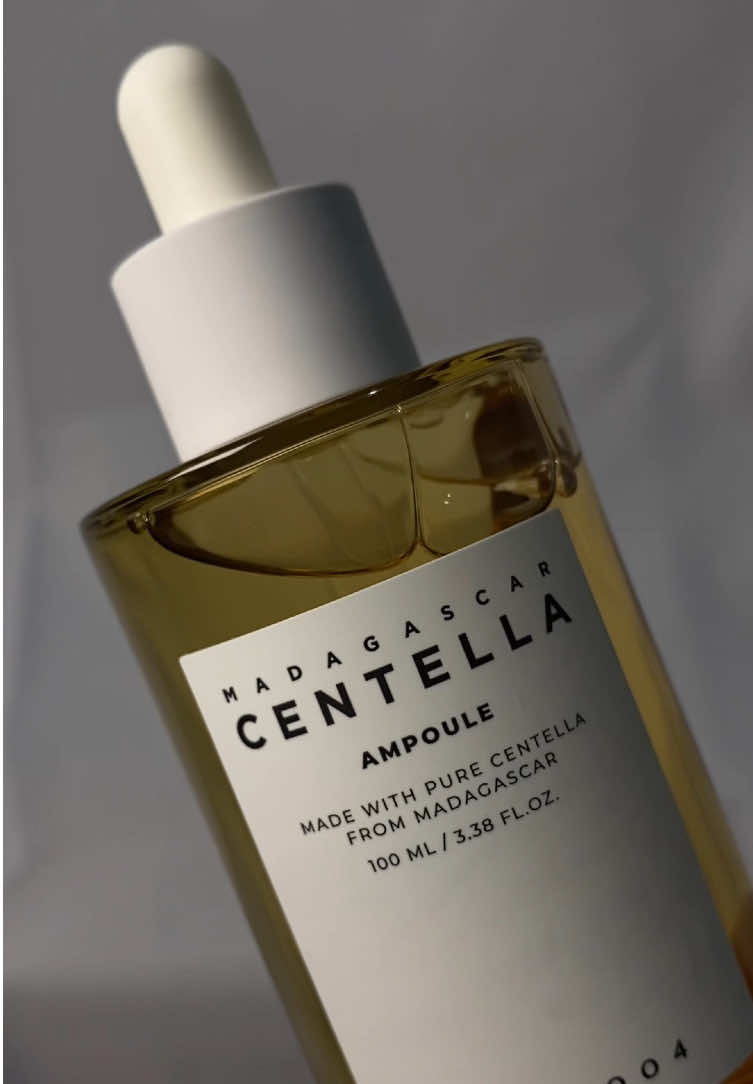 Sensitive skin? No problem! Must try the @skin1004philippines Madagascar Centella Ampoule!💧Your skin’s new BFF for sooting, hydrating, and glowing day & night! 🌟 #skin1004 #centella #centellaskincare #ampoule #skincare #skincareroutine #skincaretips #ampouleserum #acnetreatment #blemishes #redness 