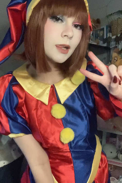 draft from October I forgot to post 😭 I didn’t get as much sewing footage as I wanted for this so sorry about the awkward timing 🥲 #pomnicosplay #theamazingdigitalcircus #fyp 