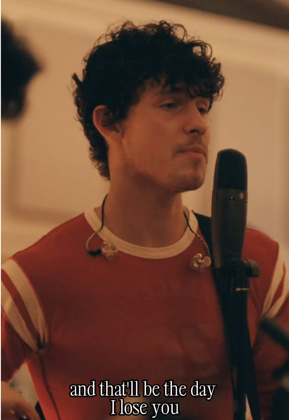 The final Clubhouse Sessions performance, #ThatllBeTheDay 🤍 #Shawn #ShawnMendes @Shawn Mendes 