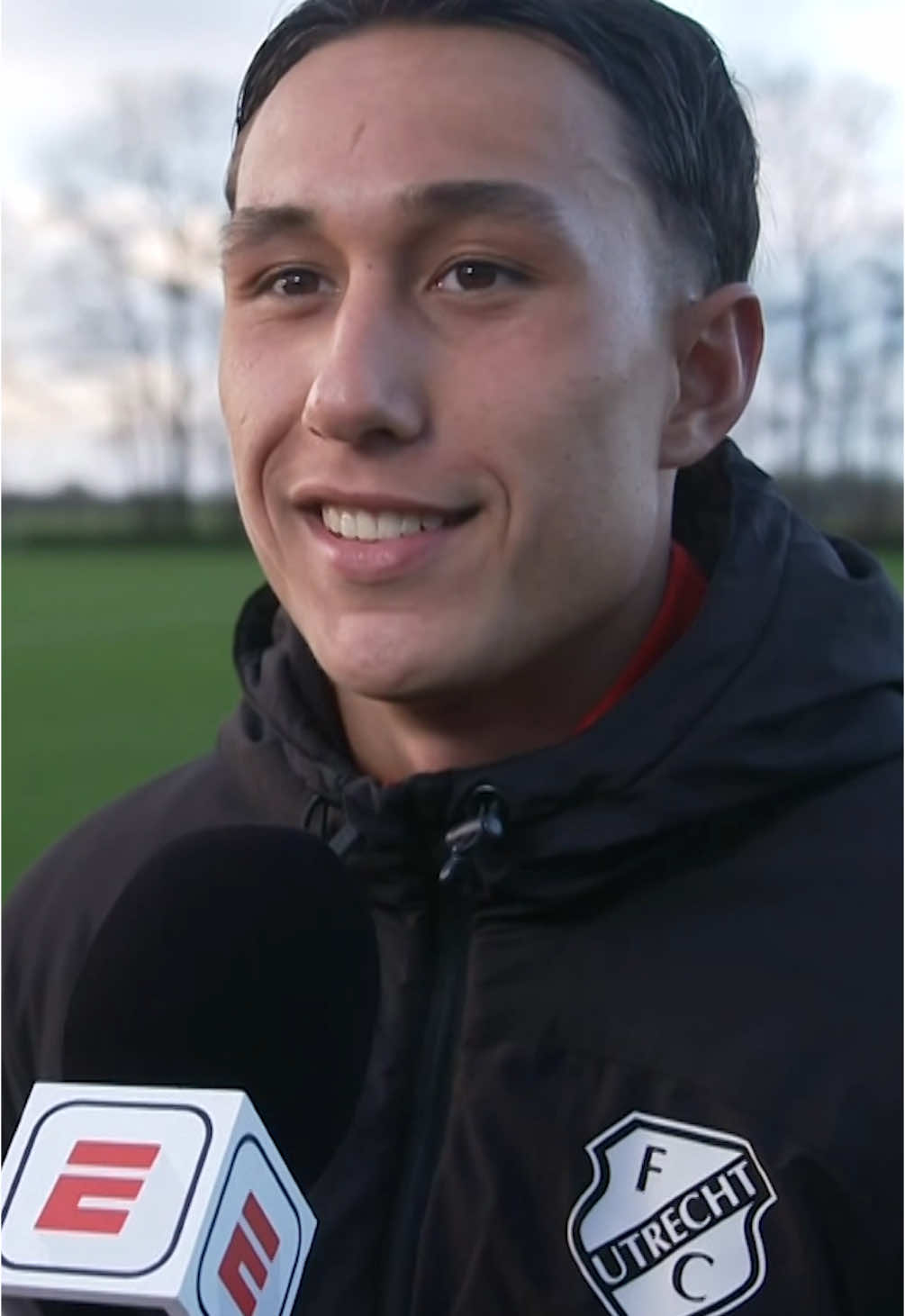 Miliano Jonathans krijgt een warm welkom van Ron Jans 🥊😂 #ronjans #milianojonathans #fcutrecht 