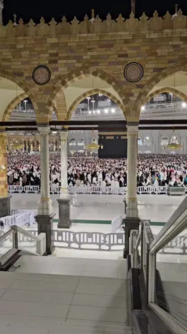 #ان الله وملائكته يصلون على النبي يا أيها الذين آمنوا صلوا عليه وسلموا تسليما  #الحرم_المكي #الان  #ليلة_الجمعة 