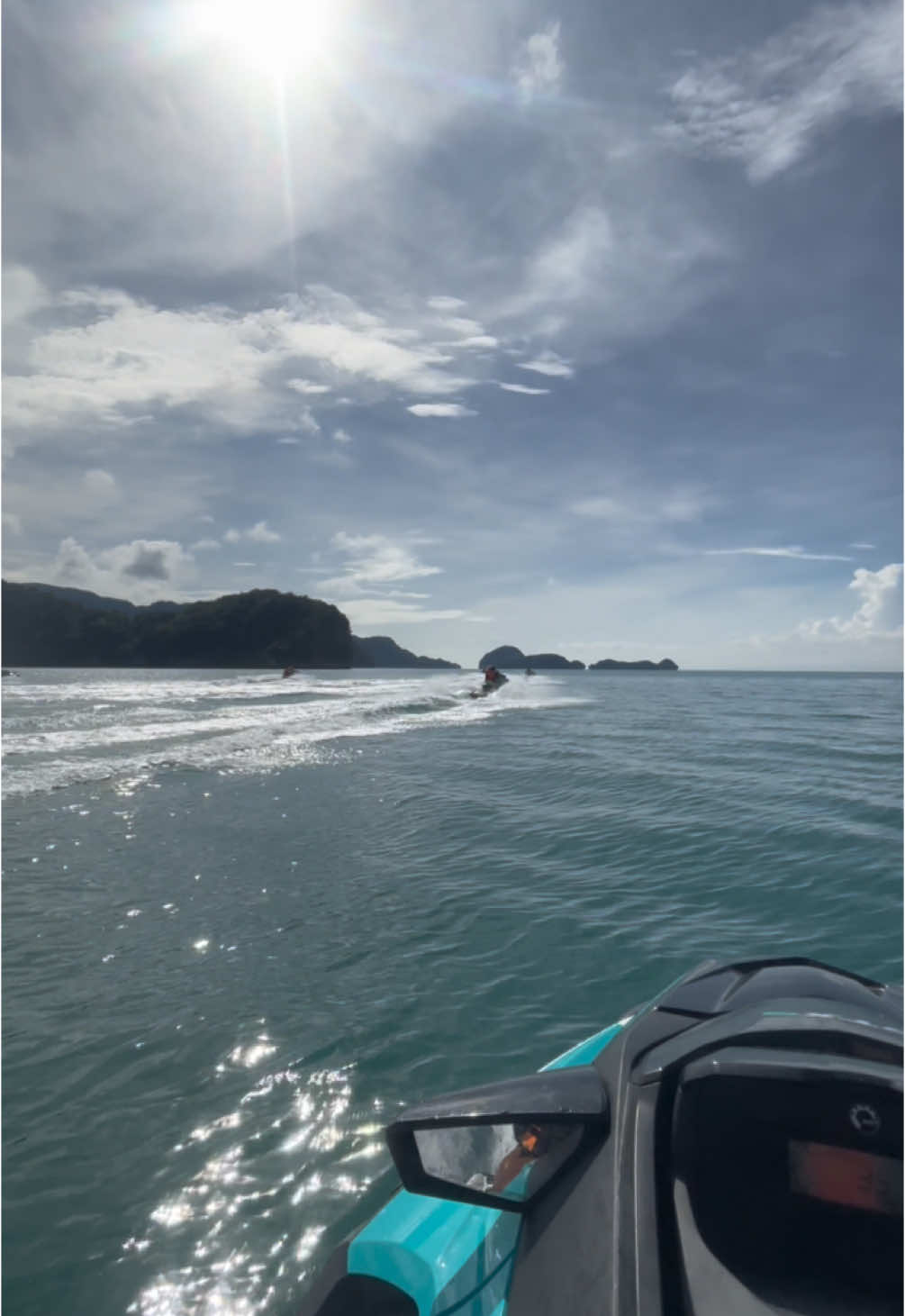 Paradise ☀️ #langkawi#islands#travel#asia#malaysia#traveltok#xyzbca#fyp#viral#foryoupage#explore#water#jetski#tours#corememories 🤍