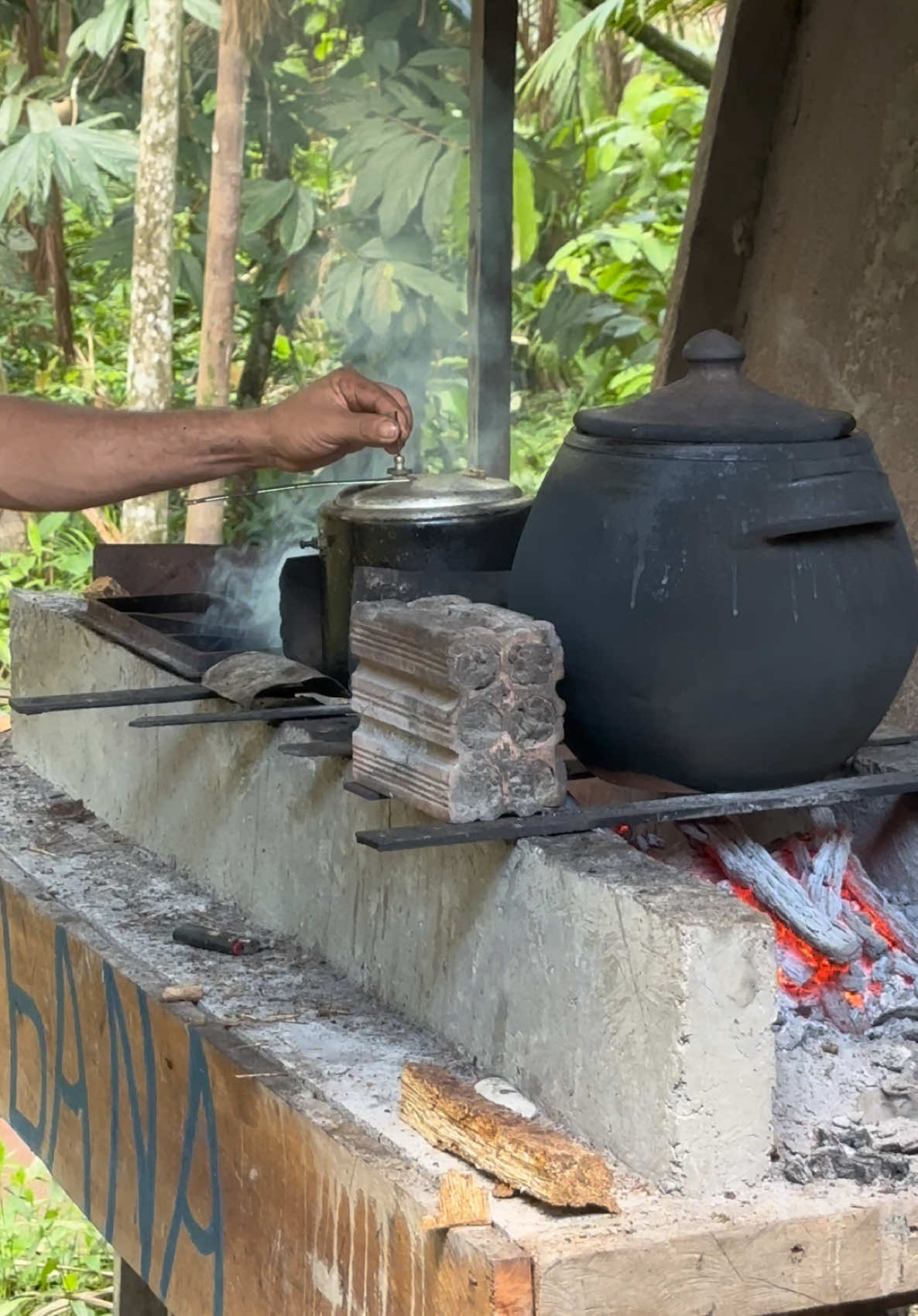 Pelado não tem medo da panela #viral 
