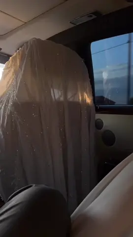 السلام عليكم يا معشر البنات اللي عمرهم ما فارقوا قلبي ولا غابوا على روحي ❤️ طبتم و طاب مساءكم  حبيت اليوم نطل عليكم ، لأنكم عيلتي الثانية اللي دايمًا نلقى فيها الدفء والدعم. غيابي عنكم طول بزاف، وصراحة كنت عارفة بلي راكم تلاحظوا غيابي لأشهر . هاد الفترة كنت  و مزالني نمر بظروف صعيبة  خلاتني بعيدة على كلشي وحتى على أقرب الناس لقلبي. و بإذن الله حتى نستقر و نرتب أموري و تتنظم حياتي مليح راني  نرجع و نجي نحكيلكم بزااف قصص راهم عندي😭😭❤️ راني نكتب هاذ الكلمات و أنا متوحشة أيام زمان لي معكم ، و الدعم لي  نحس بيه في كل تعليق، في كل رسالة، وفي كل دعوة خرجت من قلوبكم الصافية. بصراحة ماشي ساهل تكون بعيد على الناس اللي عطاوك القوة يوم كنت محتاج لها. اليوم جيت نقولكم حاجة وحدة: أنا محتاجة دعواتكم من القلب كالعادة 🥹🤍 اللهم نا في قلب يسرى بالحب دعاء . محتاجتكم تكونوا معايا بالنية والدعاء. حتى نرجع باذن الله🥰 أنا والله مستحيل ننساكم، مستحيل ننسا كل دعم، كل كلمة حلوة، وكل وحدة سقسات عليا. محبتكم عندي أثمن حاجة والفراغ اللي خلاه غيابي حسيتو يوم بيوم، وكيما أنتم توحشتوني، راني نتوحشكم أكتر. بلاكم تنساوني ولا تبدلوني ب كش وحدة🥹 ديجا راني نشوف كاين بنات نعرفهم و they did unfollow me😩 و الصراحة ( منتديات هه قلت نغيب شويا تنحوني ارواحو نبلوكيكم مالا)  ربي يجعل دعوتكم لي مفتاح الفرج ويسهل الأمور في حياتي أنا و للزوج و يبارك في زواجنا و يرجعني ليكم بخير وفرحة و بقصص و بصور جميلة 😭😍😍. انتظروني قريب إن شاء الله، و محبتكم في قلبي  دايمن معايا وين ما كنت. ❤️ يسرى❤️ أختكم اللي راهي ديما تدعيلكم حتى لو كانت بعيدة. و بنات نوصيكم الدعاء مفتاح المعجزات نوصيكم تبعوا قناة أم خالد في اليوتيوب قصصها راه تفيدكم 🤲🏻🤍  اللهم ما في قلبكم جميعا 🤩🙃السلام عليكم