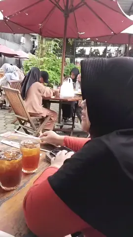 Ini makanan apa namanya bos?? #kuliner #makan #jadikreatortiktok 