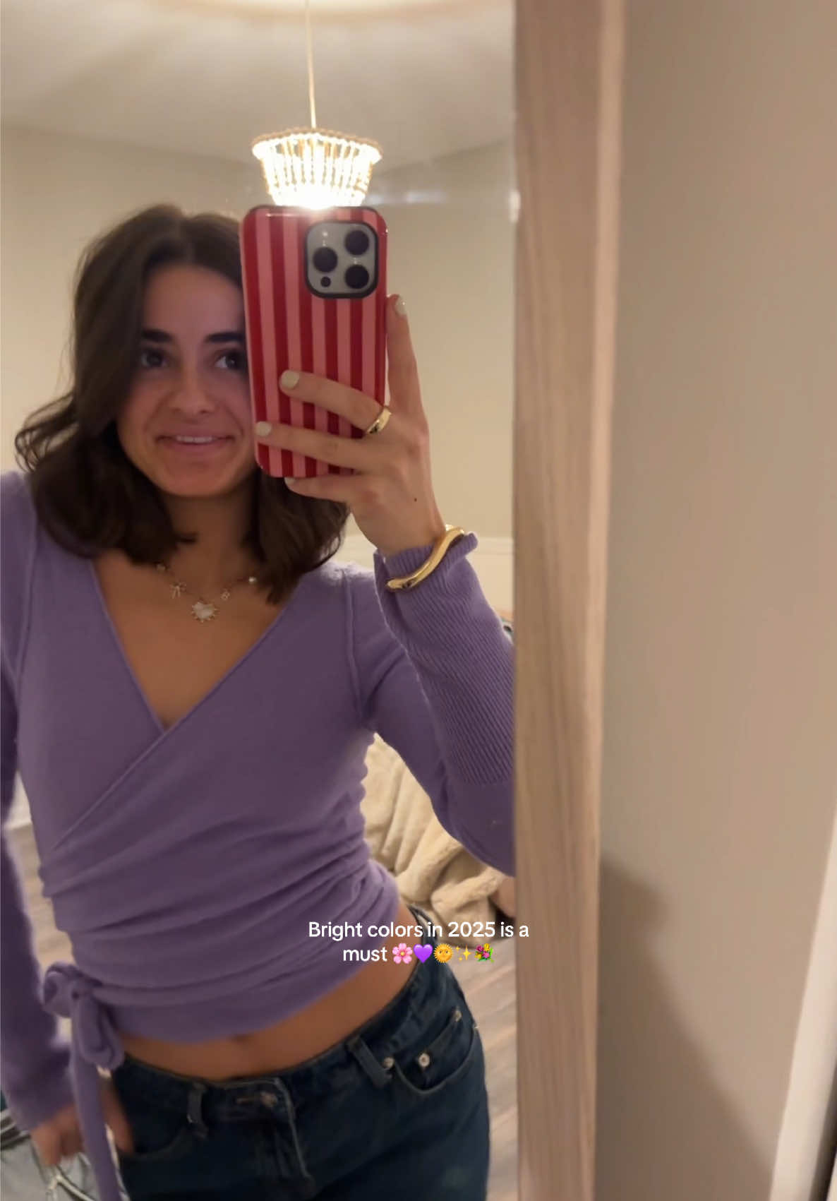 Lil moment for this purple wrap top 