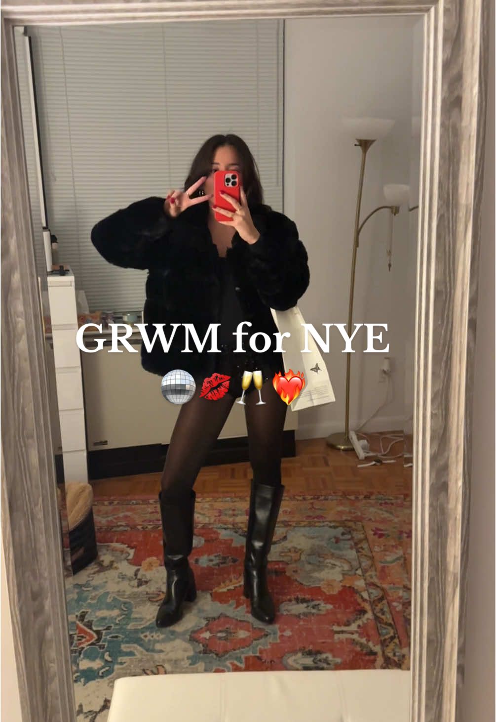 hellllloooo 2025 it is nice to meet you 🪩💋🥂❤️‍🔥 #newyearseve #newyorkcity #grwm #2025 #creatorsearchinsights #contentcreator #nycgrwm #dayinmylife 