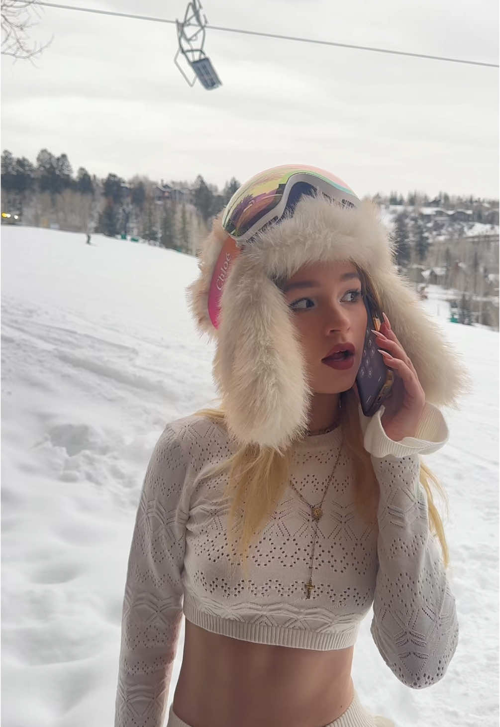 I’m lost in the mountains.. @ParisHilton  #fyp #winter #funny #relatable #skiing #apres 