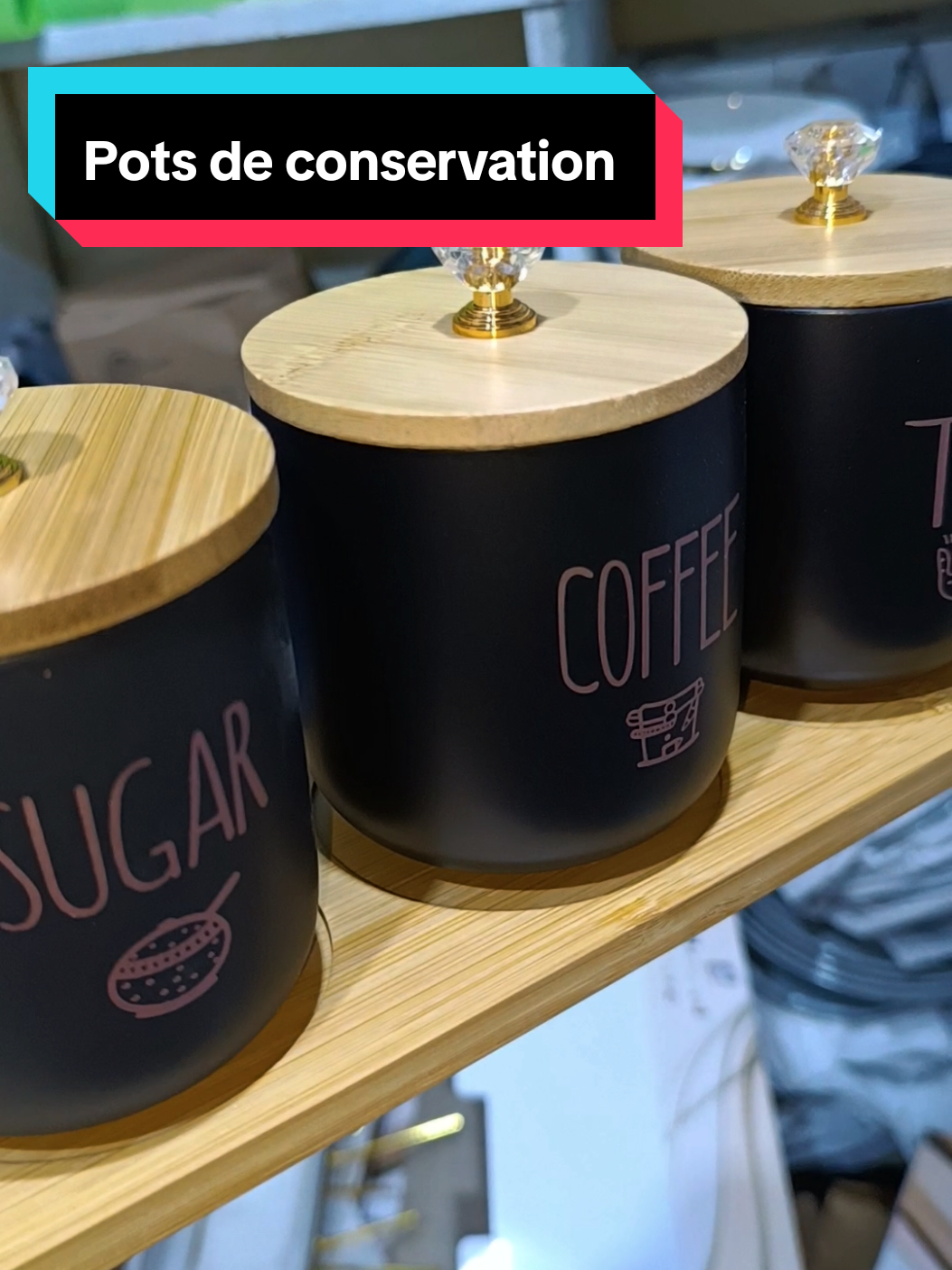 Support + 3 pots en porcelaine pour servir le café, le thé et le sucre au petit déjeuner  #shamomarket #benintiktok🇧🇯 #ustensilescuisine #porcelaine #luxe #qualite #tendance #pot #conservation #visibilite #2025 