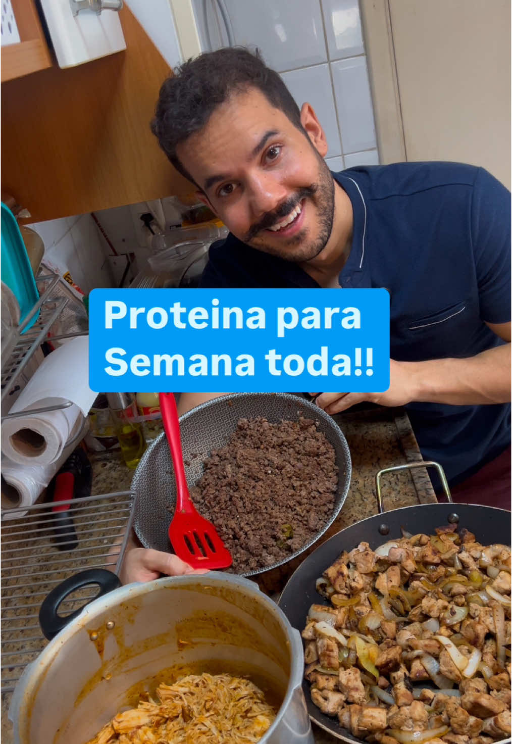 Receita para você começar 2025 sem errar na dieta e ter organização! Proteínas para semana toda, com variedade e praticidade!  #receita #receitasfit #receitasfaceis #receitafitness #proteina #frango #nutricao #dieta #fit #Fitness #emagrecer #perderpeso #ganhodemassamuscular #hipertrofia #academia #saude #receitasimples #receitasrapidas 