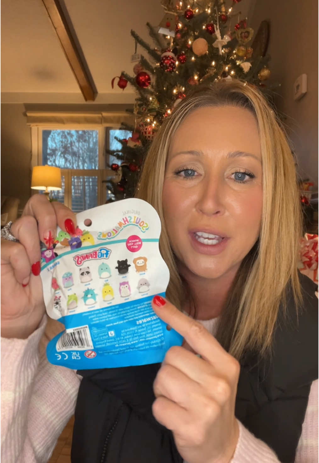 Unboxing the Mystery Figbands @Jazwares @Squishmallows #myster #figbands #squishmallows #squishmallowtiktok #momofthree #fidgets 