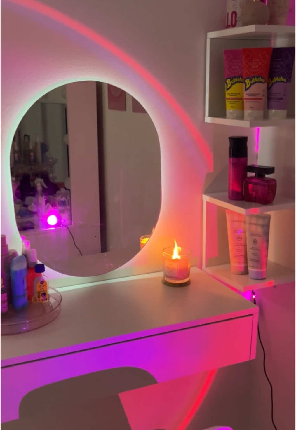 asmr arrumando minha penteadeira nova💗  Shein home:)  @SHEIN @SHEIN Brasil  código de pesquisa: ZP3FF id dos itens: 42444667 50042939 42061078 45648505 . . . cupom: nickallanaBR #SHEINhome #SHEINappliances #saveinstyle #SHEIN #AD #loveshein #makeup 