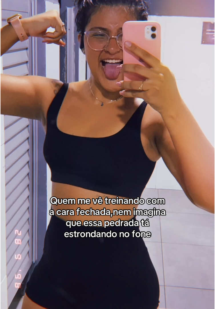 Repeti ela 10x só hoje  #academia #gym #funk #fouryou #trendingvideo #treinofeminino #treino #gymtime #ratadeacademia 