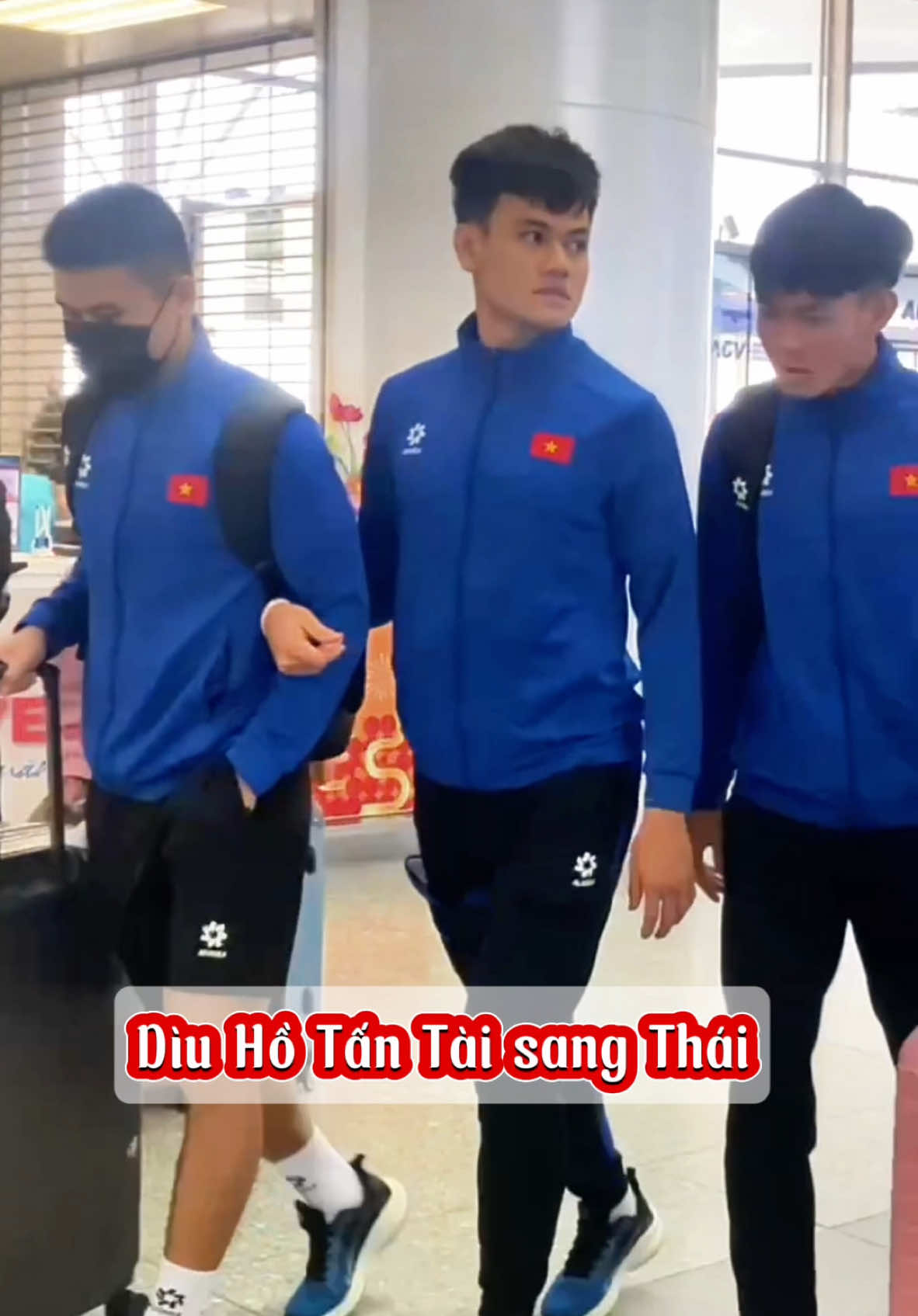 Hồ Tấn Tài được dìu sang Thái Lan, Văn Toàn lướt như gió #vlogminhhai #hotantai #vantoan