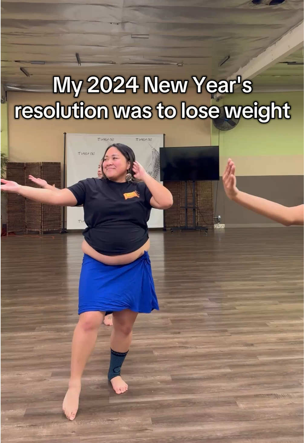 60lbs in 10 month. Blessed to share my journey. I used to lose weight for others. When I decided to lose weight for me to better myself things changed💖  #weightloss #happynewyear #weightlossmotivation #weightlossjouney #bodypositivity #foryoupage #fyp #allbodiesaregoodbodies #celebrateyourself #oritahiti #oritahitidancer 