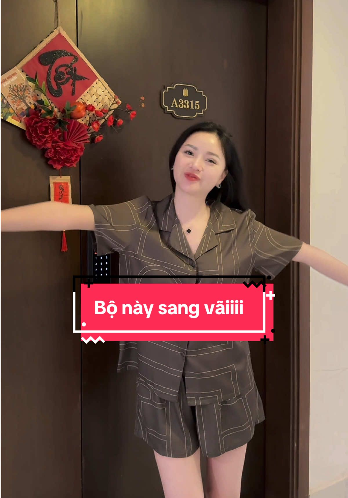 Bên ngoài n đẹp nhức cái néc luôn ý mn ơiiiii 😍😍