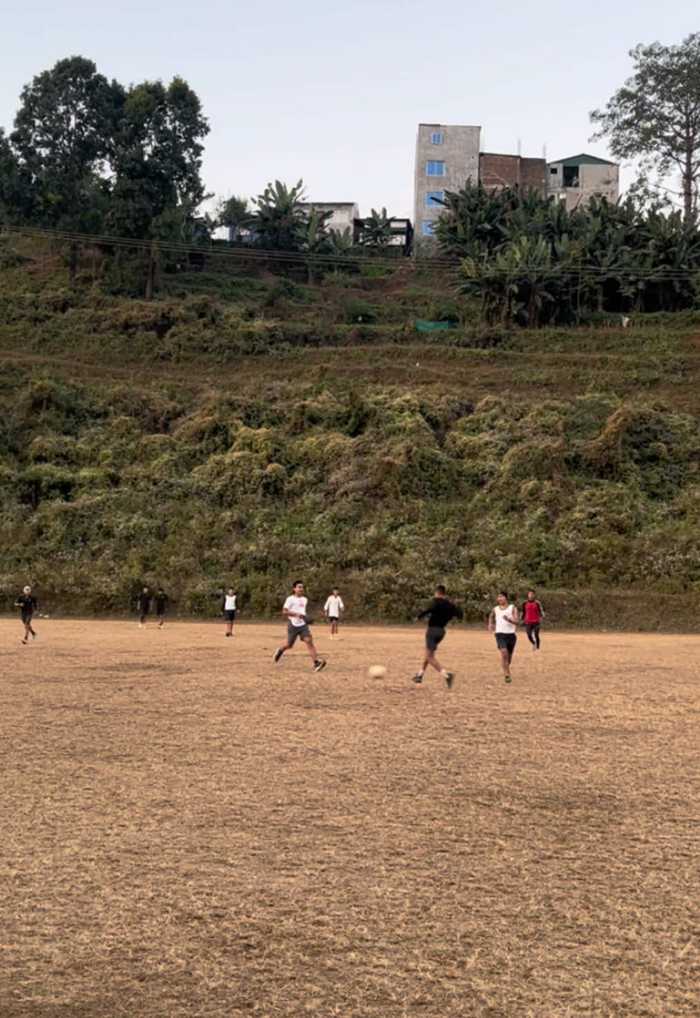 1 week ko hard training🥵paxi Aajha vai haru sangha refreshment ko laghe football⚽️kheldeko😆#fyp#memories#tiktok#tranding#morning#winter#shorts#football 