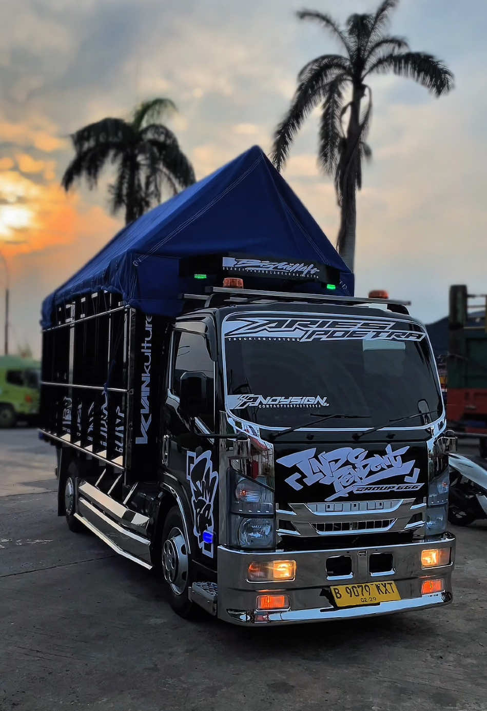 mengkane 🤪🤩 @Irfan Independent666 @AriesPoetra_BakTruk  #trukmodifikasi #trukmaniaindonesia #ariespoetrakaroseri #foryoupage #fypp #arieltatum #fyppppppppppppppppppppppp 