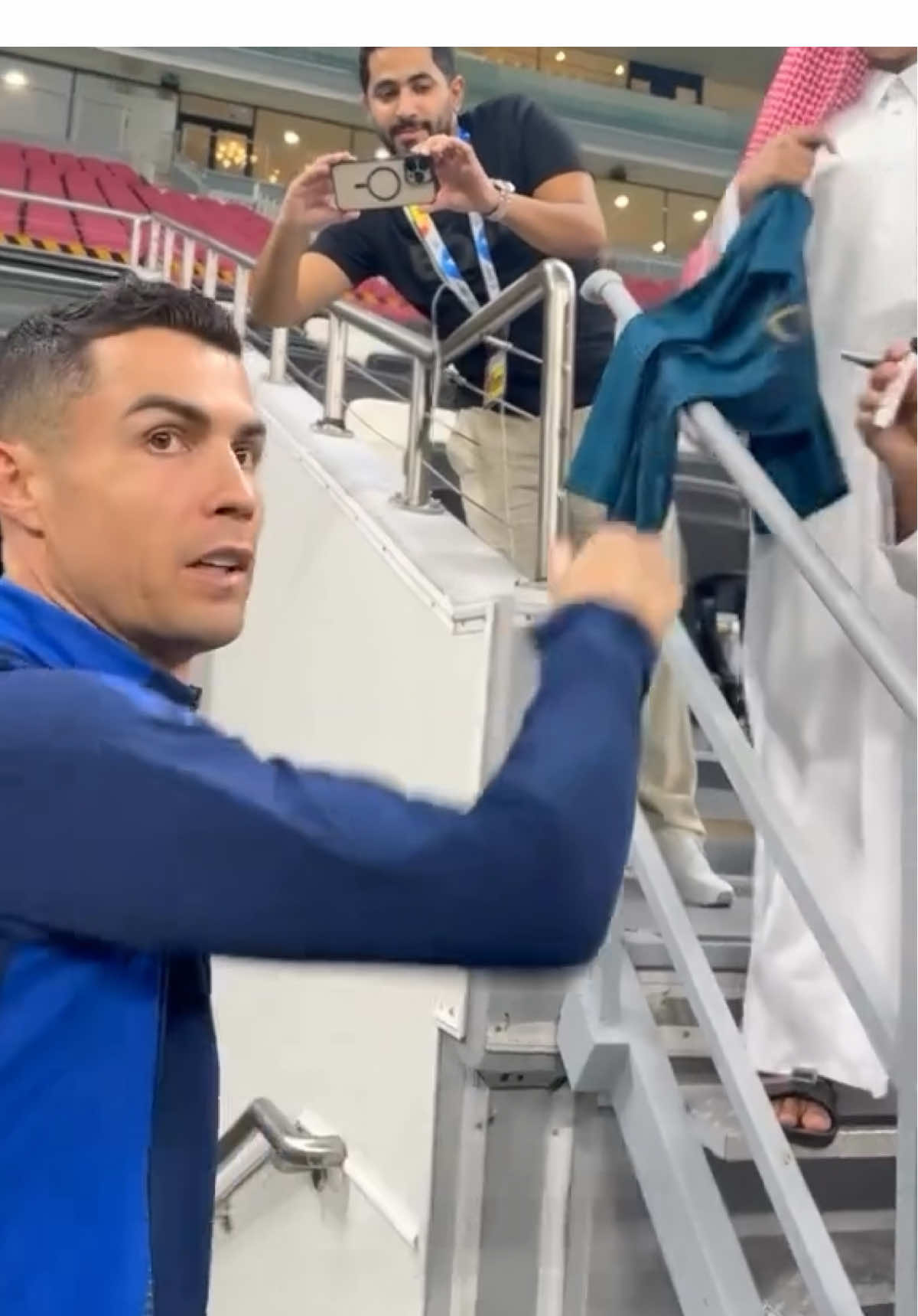 POV: ✅ Cristiano Ronaldo makes headlines with his signature on a Muslim outfit ✅ A gesture of respect and connection ✅ Fans celebrate his inclusivity ✅ Global star embracing cultures #CristianoRonaldo #CR7 #Respect #CulturalConnection #Inspiration #GlobalIcon #UnityInDiversity #MuslimCommunity #RoleModel #FootballStar