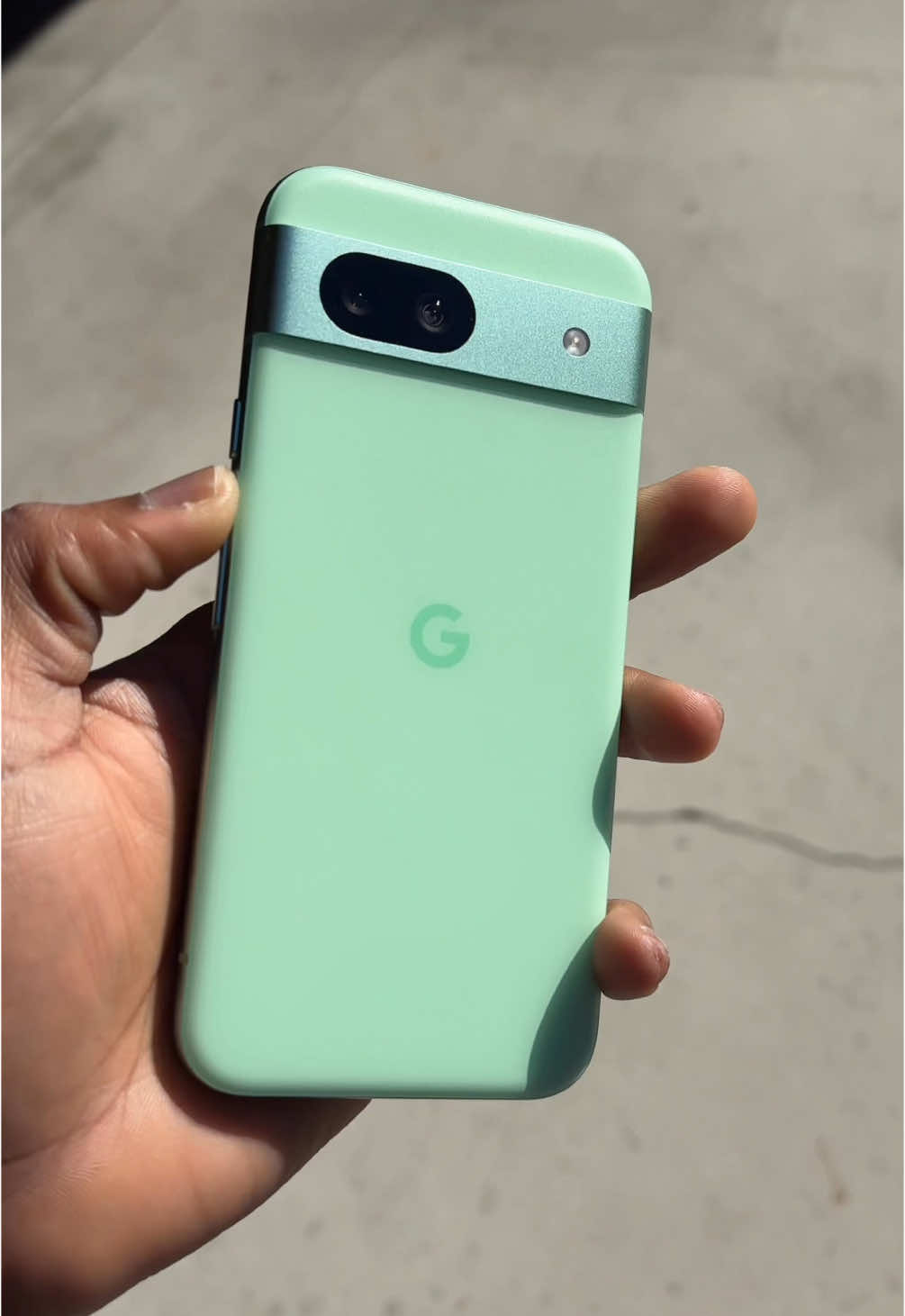 Google Pixel 8a Android 15 Flat Design Aloe Green #pixel8a #googlepixel #fy #fyp #pixel9 #pixel8 