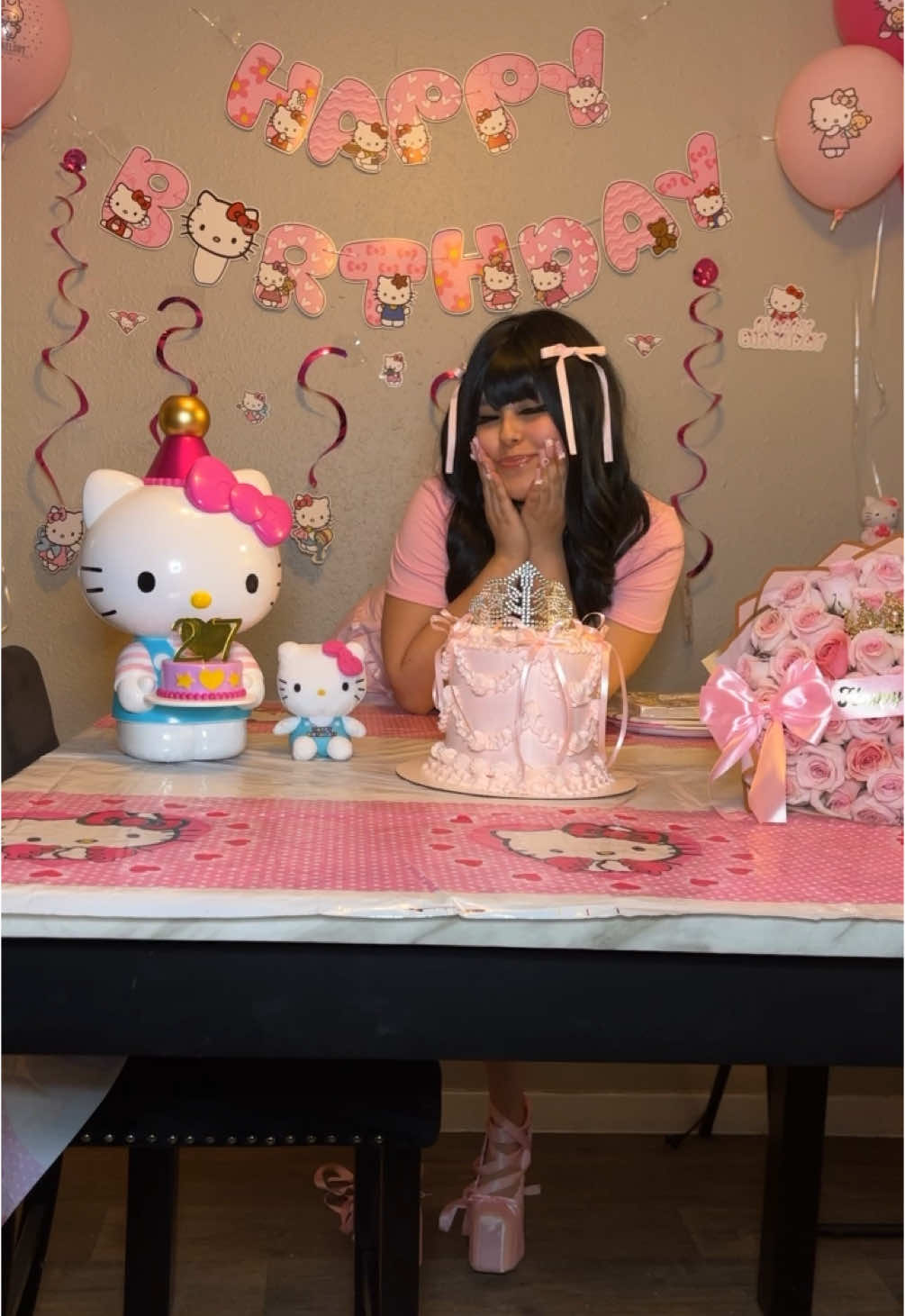 A Hello Kitty birthday 🎀💗✨ ♡o。.(✿ฺ。✿ฺ) #hellokitty #hellokittybirthday #hellokittypink #hellokittygirl #hellokitty😻 #hellokittylovers #hellokittylover #hellokittytiktok #hellokittyaesthetic #hellokittyaddict #sanriotiktok #sanriogirl #coquette🎀 #birthday #bows #pink #pinkaesthetic #fyp #fypシ #foryoupage #viraltiktok 