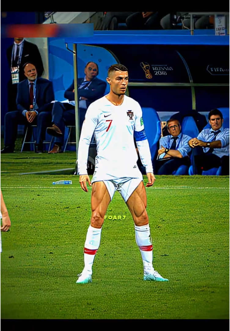 Ronaldo Moments before disaster ☠️.  #ronaldo #cr7 #cristianoronaldo #cristiano 