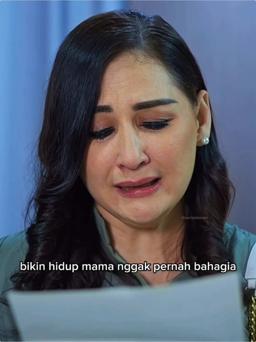 karang bangun yuk sekarang kamu juga anak kesayangan mama kok 😭 #akutakmembencihujan #akutakmembencihujandiviu #monaratuliu #jeffsmith #aisyahaqilah #farellakbar #fyp 