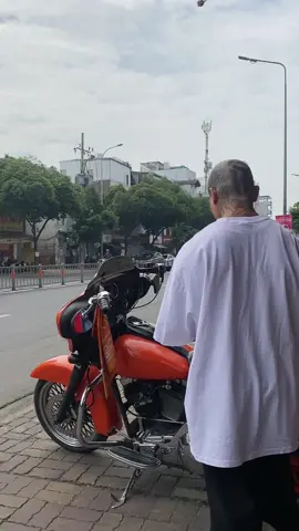 #CapCut 🇻🇳📍65 Nguyen Thai Son, phuong 4, quan Go Vap, thanh pho Ho Chi Minh  @Liem BarBer Shop  @heartandhandsofficial  @VIET MONSTER  #chicano #cholo #chicanostyle #chicanoworldwide #lowlife #lowriders #oldies #dickies #caltop #tribalgear #homies #LA #mexico #westside #consafos #familia #pachuco #pachucostyle #lowrider #lowridercars #chola #losangeles #vietmonster #california 