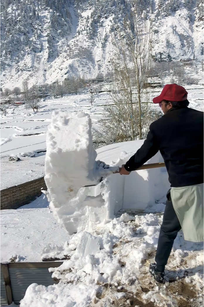 Village life 😭#kumrat_valley #snowfall #snow #nature #fyp #foryou #foryoupage 