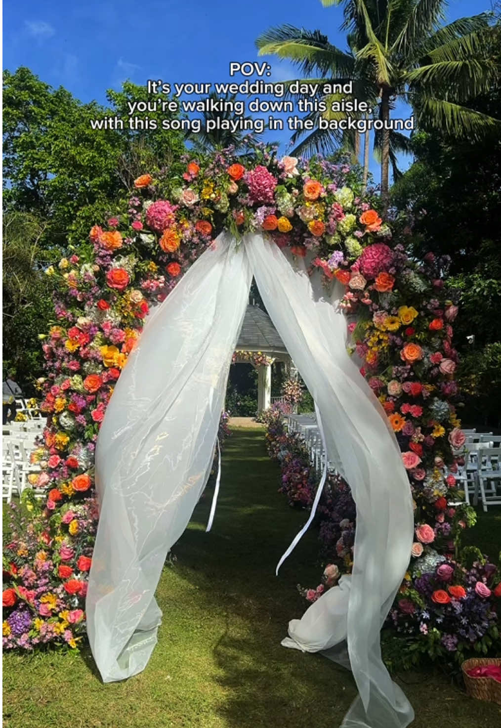 POV: You’re walking down this aisle, about to marry the love of your life 👰🏼🤵🏻‍♂️💍 . . . #bloombyav #weddinginspiration  #weddingflowers #bridesph #weddingphilippines#arch #weddingarch #gardenwedding #aisle #weddingaisle