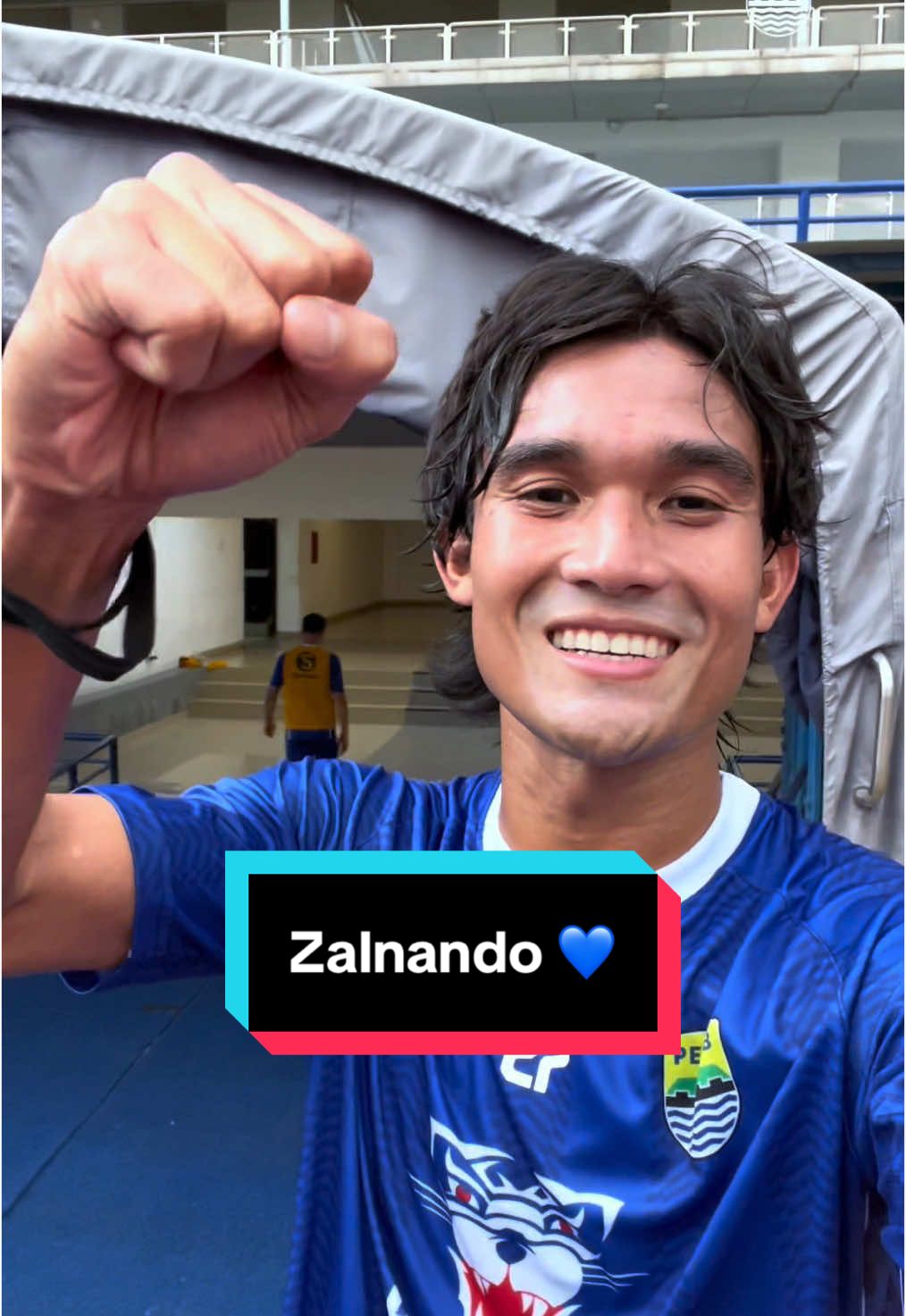 Selamat datang kembali Zalnando 💙 #WeArePERSIB 