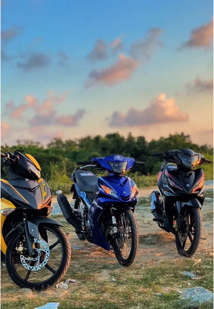 LayanSunset  #lcv1 #yamaha #b1 #lcv1jahat #fyppppppppppppppppppppppp #fyp 