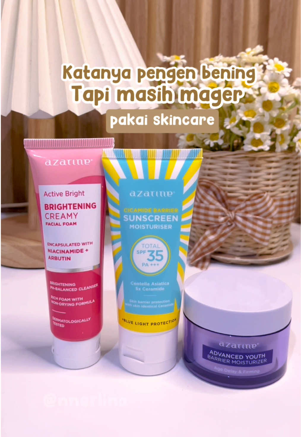 Aku pakai serangkaian dari  @azarinecosmetic #azarinesunscreen #azarinefacialfoam #azarinemoisturizer #skincareroutine 