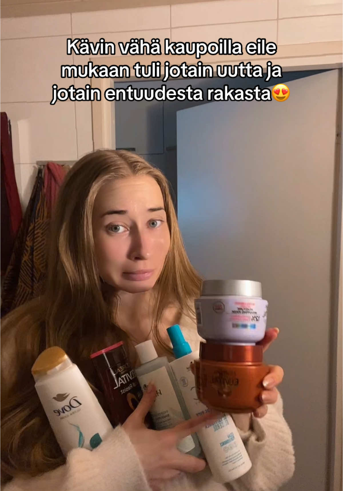 Kiinnostaako joku näistä sua ja haluisitko erillisen videon mun mielipiteestä?🫶🏻 #fyp #hiukset #lorealparis #herbina #bonacureschwarzkopf #dove