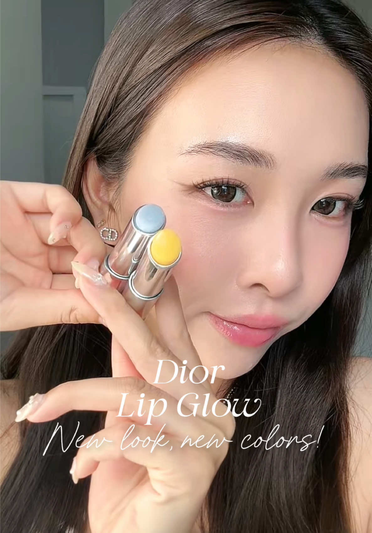 คลิปแรกของ 2025 yay!🥳💖 เอา Dior Lip Glow โฉมใหม่ สีใหม่ มาป้ายยา สวยยย😚💕🎀 @Diorbeauty #diorbeauty #รีวิวบิวตี้ #รีวิวลิป #diorlipglow #dior 