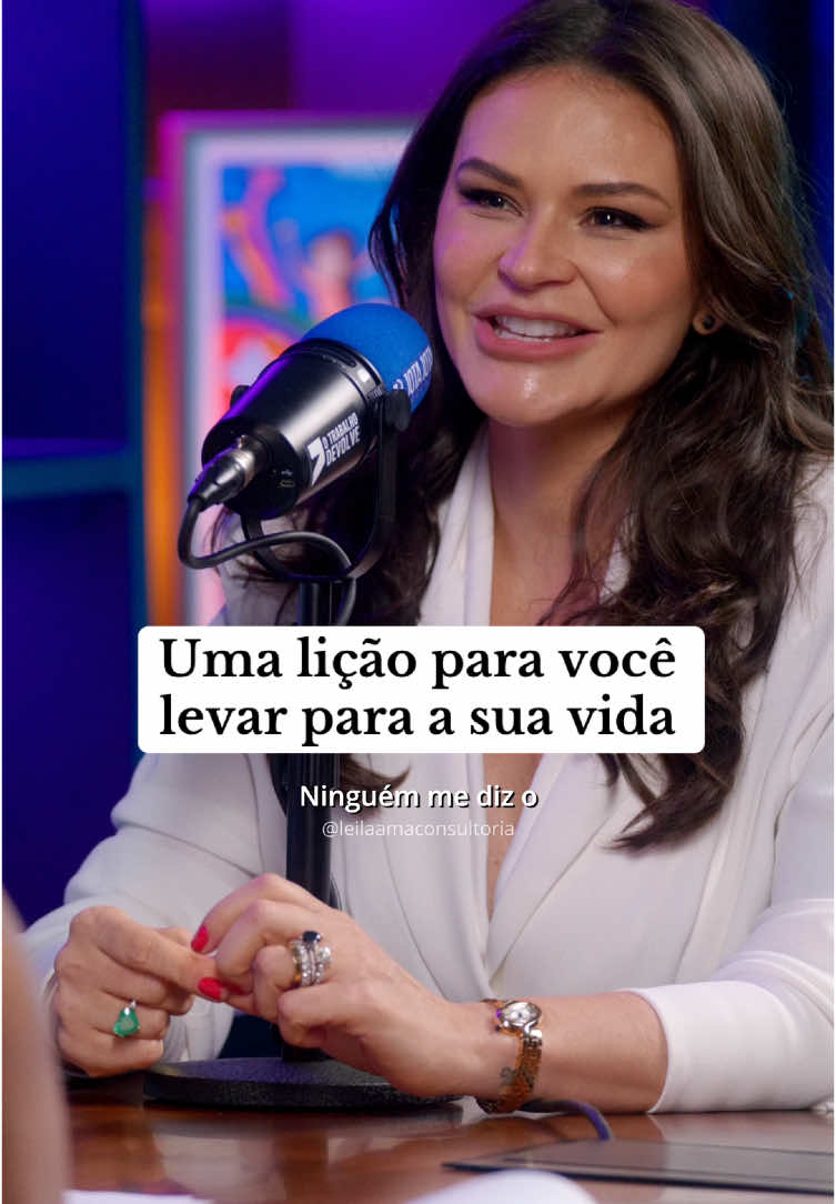 Se você não for boa consigo mesma, não terá energia ou equilíbrio para cuidar dos outros. É no autocuidado que encontra o alicerce para se doar de forma autêntica, sem se perder ou esvaziar. Quando aprende a valorizar suas necessidades, você cria um espaço interno de respeito e compreensão. Esse é o ponto de partida para uma relação mais saudável consigo e com o mundo ao seu redor. Você está pronta para colocar suas próprias necessidades em primeiro lugar e, assim, servir melhor a todos? #Autocuidado #Autoestima #AmorPróprio #CrescimentoPessoal #BemEstar #ForçaInterior