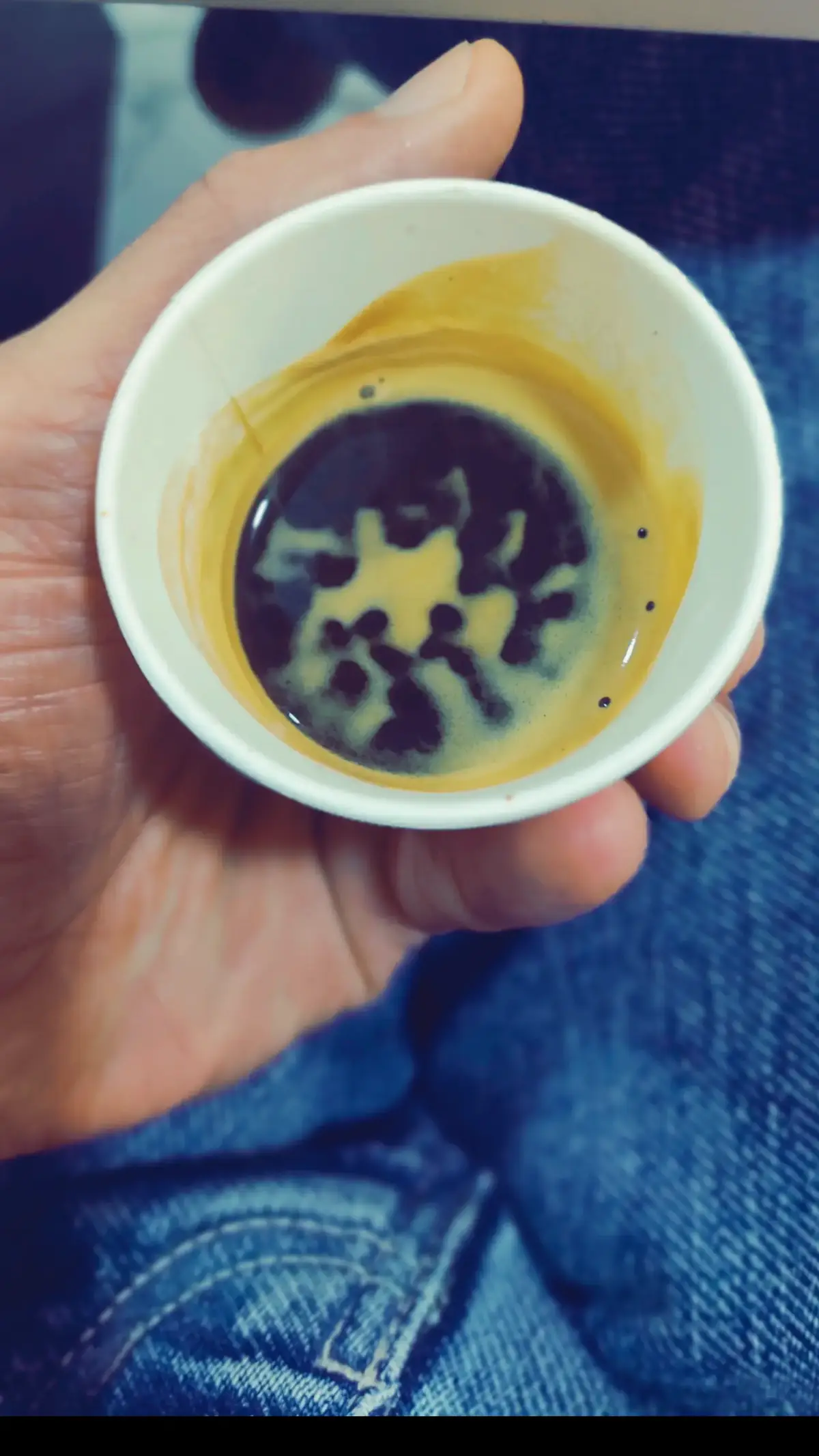 #تصويري #قهوتي #قهوتي_معشوقتي #your_coffee #القهوة #القهوة_عشق_لا_يتنهى #ايهاب_توفيق #ايهاب_توفيق_قديم #بحبك #رامي_حنتيرة #روقان_وقهوة_وفنجان 