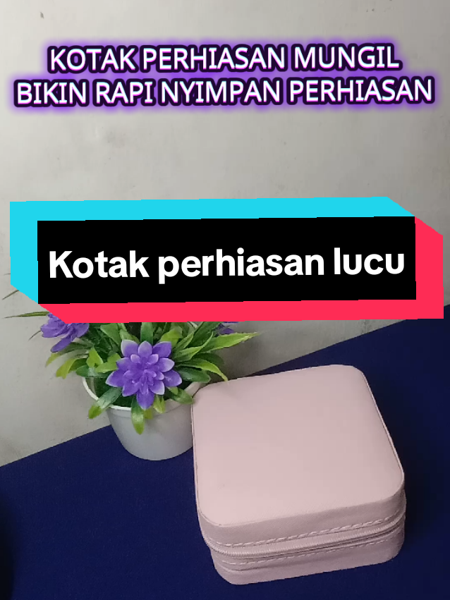 Aku beli kotak perhiasan lucu imut ini diharga 17rb an aja, yang mau samaan yuk cekout #kotak perhiasan bagus murah  #cekoutkeranjangkuning  #kotakemasmurah  #perhiasanemas  #perhiasantitanium 