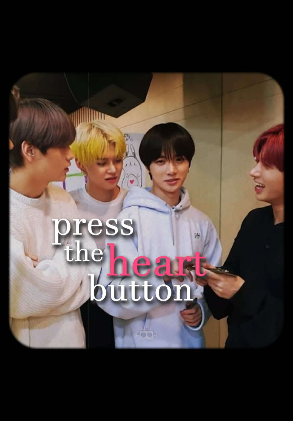 i think he wants us to press the heart button and use sand hanitizer… not sure tho #hopecore #core #hopelesscore #beomgyu #soobin #yeonjun #tomorrow_x_together #tomorrowxtogether #투모로우바이투게더 #txt_bighit_official #txt4thgenleaders #4omoa #txtmoa #kpopfyp #fypシ #foryou #fyp #viral