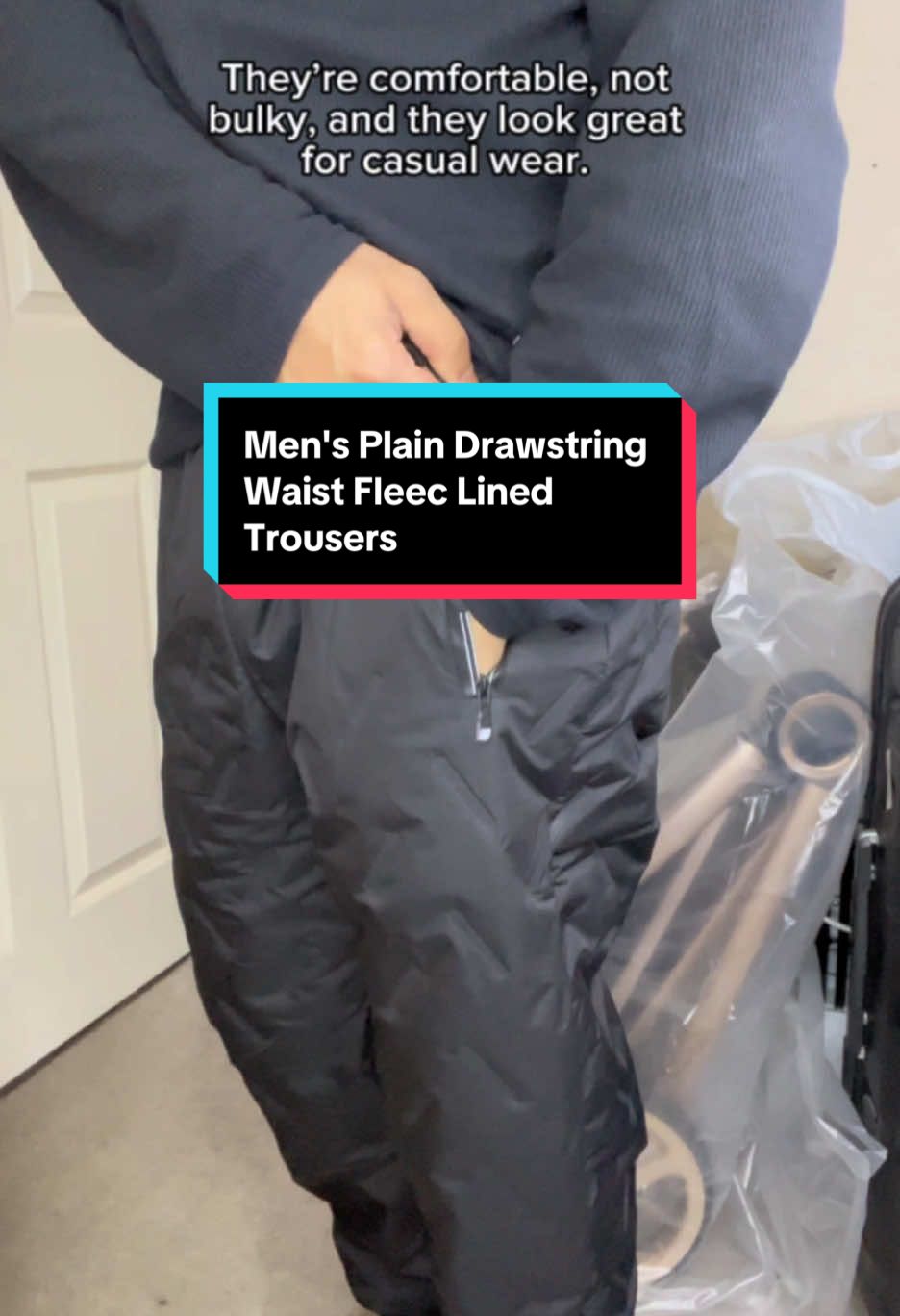 Guys, let me show you these waterproof fleece-lined men’s trousers—an absolute must-have for cold, wet weather. #fleece #trousers #mensbottoms #tiktokmademebuyit #spotlightfinds 