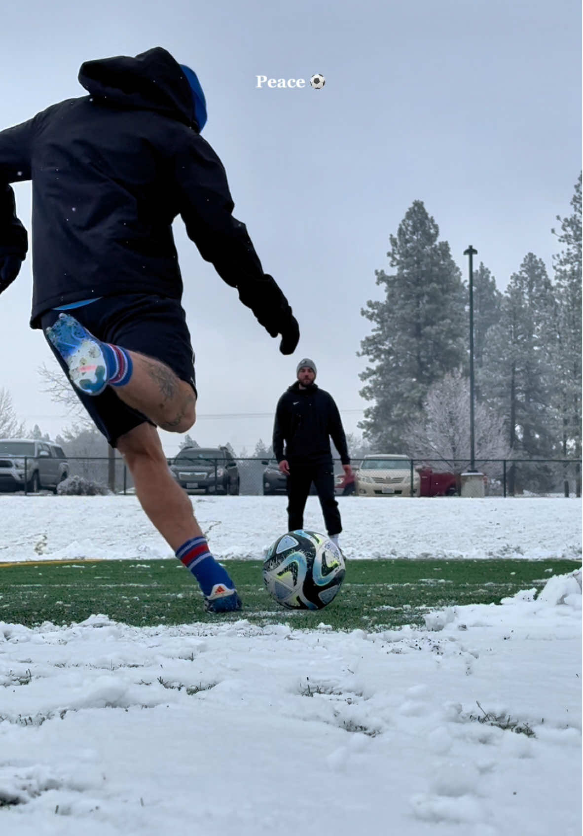 This feeling 💆‍♂️⚽️ • • • @jackdentonsoccer  #Soccer #soccertraining #soccerplayer #soccerpractice #soccerlife #futbol #snow #fyp 