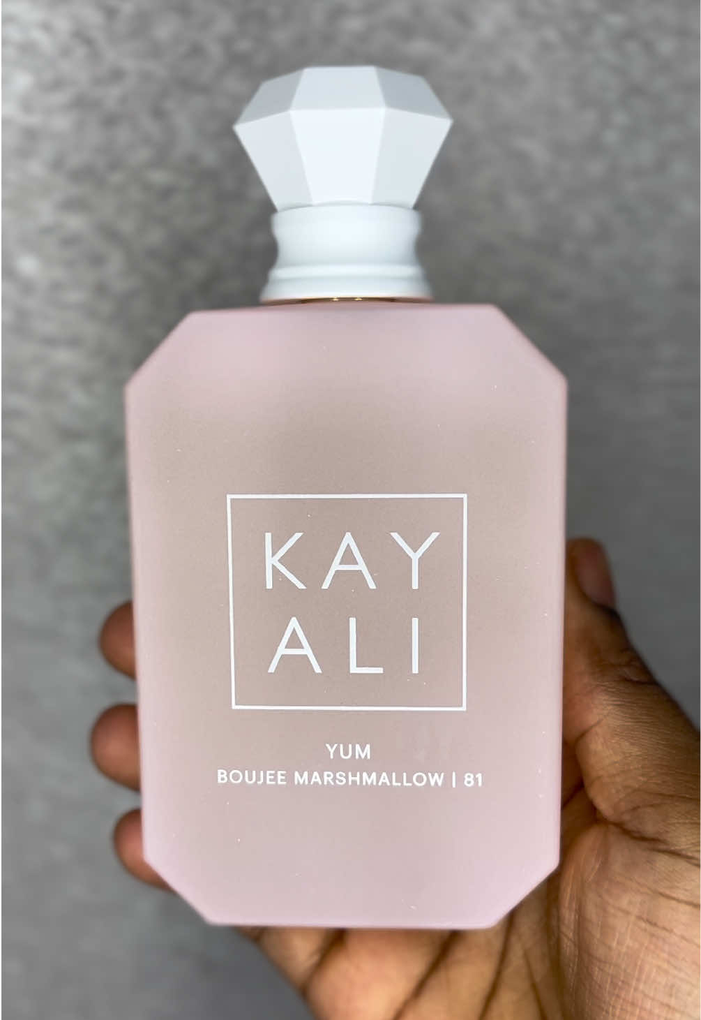 Kayali Yum Bougie Marshmallow is my new favorite perfume as a Vanilla Gourmand girlie💕🎀 @Kayali @sephora  #kayali #kayaliperfume #vanillagirl #perfumetiktok #unboxing #gourmand #perfumecollection