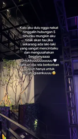 Ternyata benar yaa, selesai dari hubungan toxic , selanjutnya pasti kita akan menemukan hubungan yang adem dan jauh lebih baik 🥰🤍✨#fyp #mercicafe #sidoarjo #4u 